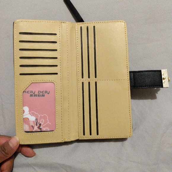 Golden Leaf Wallet - Picture 2 of 6